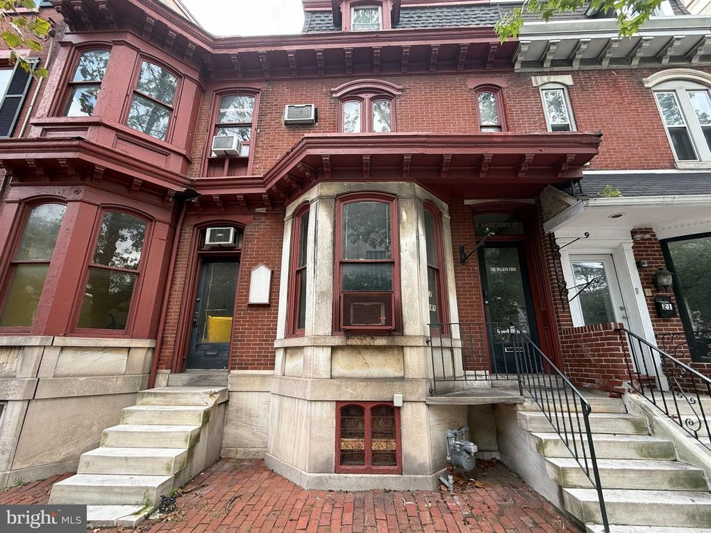 11 E AIRY ST, NORRISTOWN, PA 19401 — photo 4