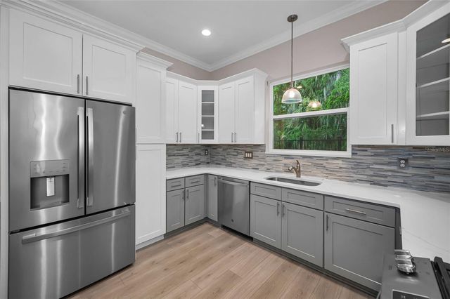 726 GRAND CYPRESS LANE, Tarpon Springs, FL 34689