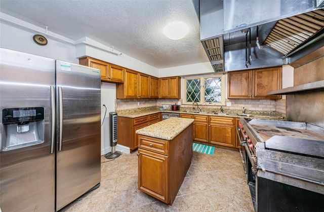 726 GRAND CYPRESS LANE, Tarpon Springs, FL 34689