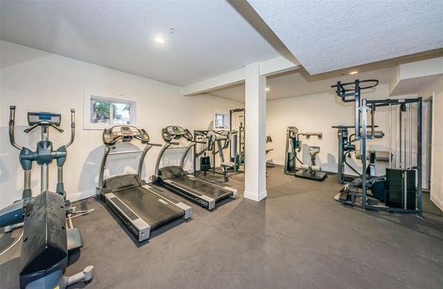 726 GRAND CYPRESS LANE, Tarpon Springs, FL 34689