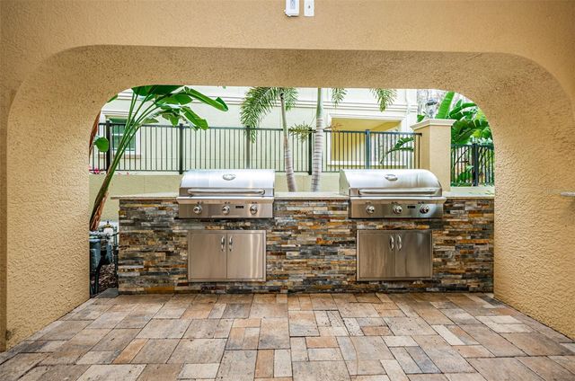 726 GRAND CYPRESS LANE, Tarpon Springs, FL 34689