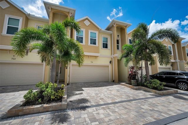 726 GRAND CYPRESS LANE, Tarpon Springs, FL 34689