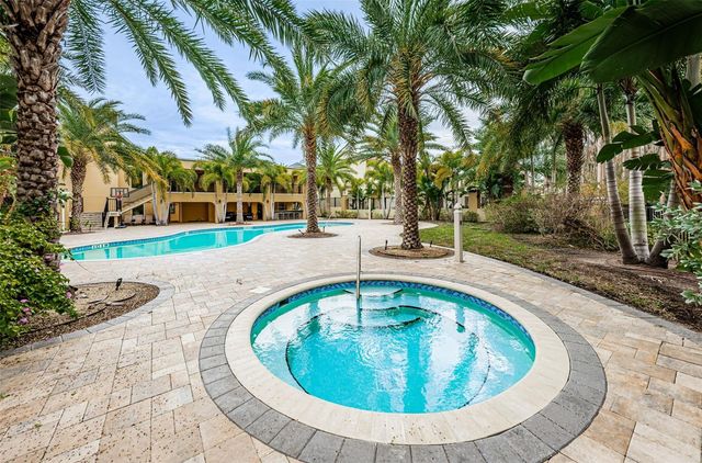 726 GRAND CYPRESS LANE, Tarpon Springs, FL 34689