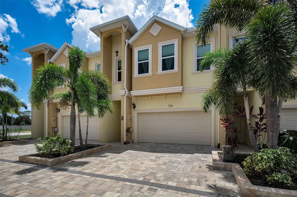 726 GRAND CYPRESS LANE, Tarpon Springs, FL 34689