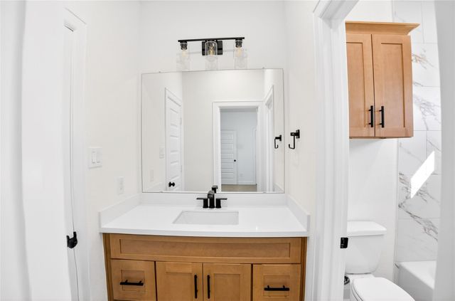 5013 Elizabeth City Street, Houston, TX 77021