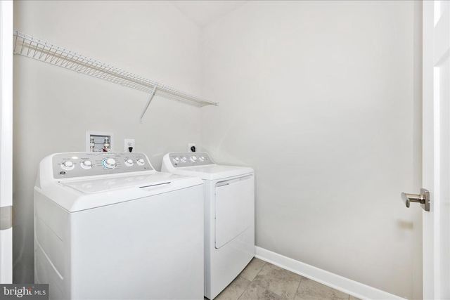 6968 MERLE CT, New Market, MD 21774