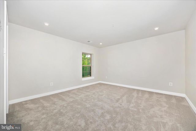 6968 MERLE CT, New Market, MD 21774