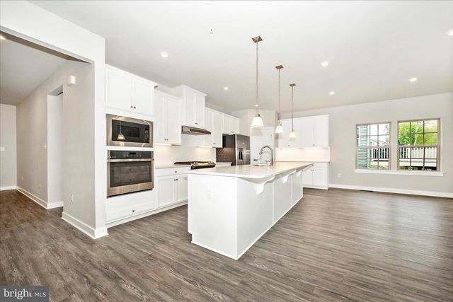 6968 MERLE CT, New Market, MD 21774