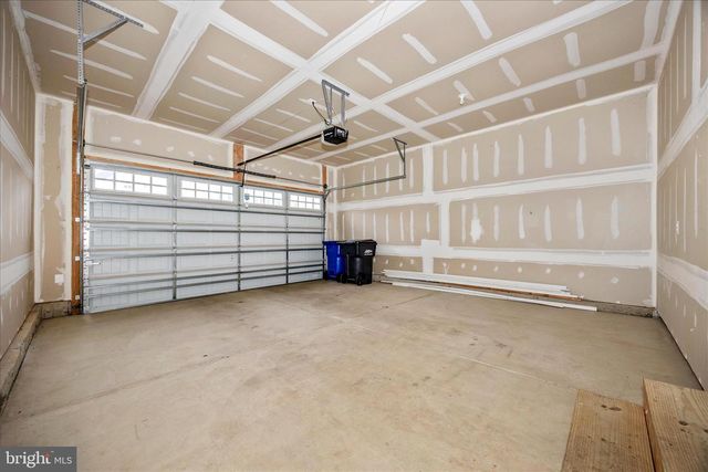 6968 MERLE CT, New Market, MD 21774