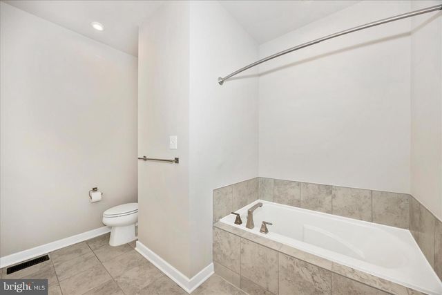 6968 MERLE CT, New Market, MD 21774