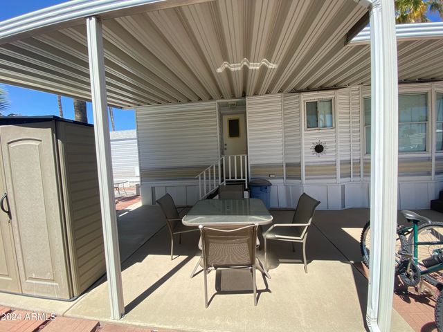 1226 S SENECA Drive, Apache Junction, AZ 85119