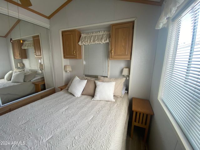 1226 S SENECA Drive, Apache Junction, AZ 85119