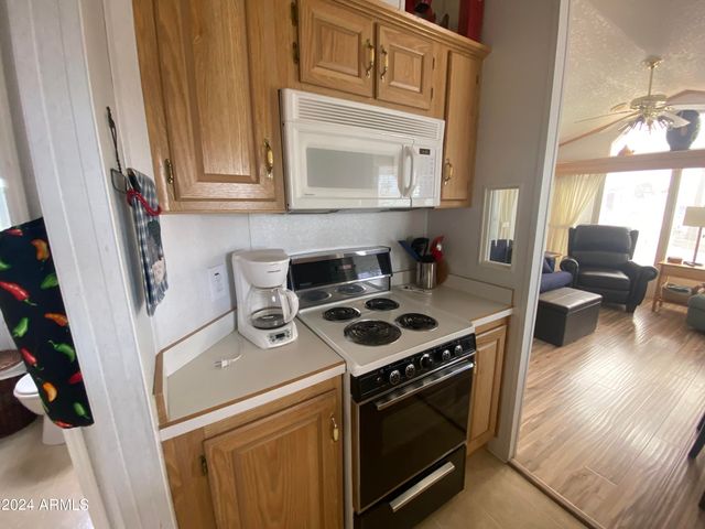 1226 S SENECA Drive, Apache Junction, AZ 85119