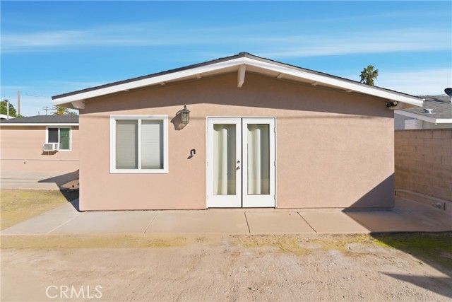 745 N N Vine St, Anaheim, CA 92805