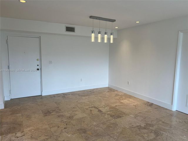 255 Galen Dr 4A, Key Biscayne, FL 33149