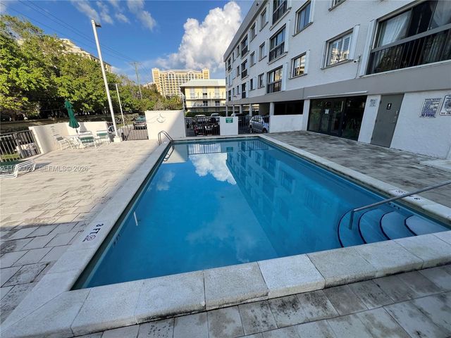 255 Galen Dr 4A, Key Biscayne, FL 33149