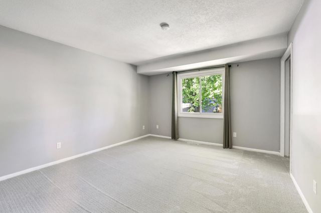 2741 Xylon Avenue N, New Hope, MN 55427