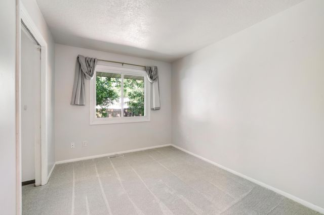 2741 Xylon Avenue N, New Hope, MN 55427