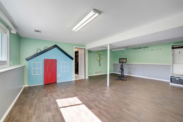 2741 Xylon Avenue N, New Hope, MN 55427