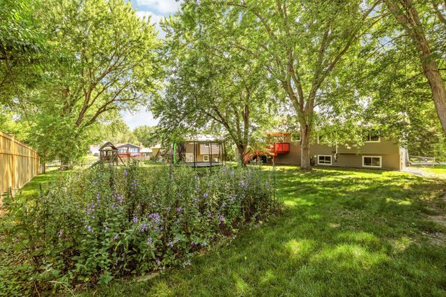 2741 Xylon Avenue N, New Hope, MN 55427