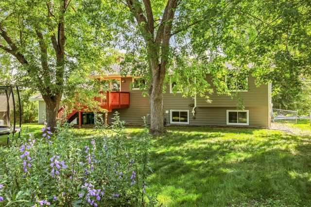 2741 Xylon Avenue N, New Hope, MN 55427