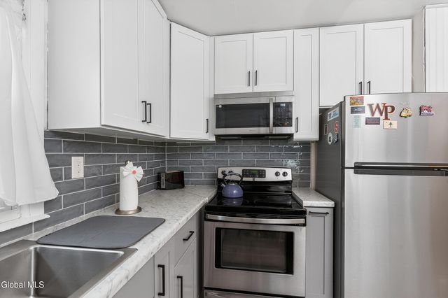 174 6th Street, Scotia, NY 12302