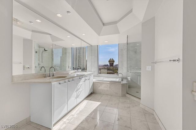 222 Karen Avenue 1007, Las Vegas, NV 89109