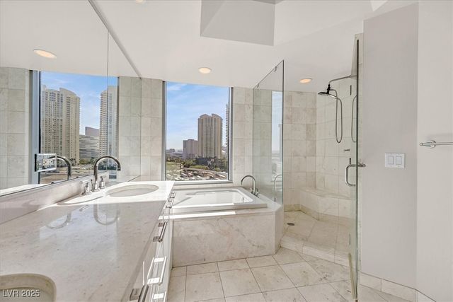 222 Karen Avenue 1007, Las Vegas, NV 89109