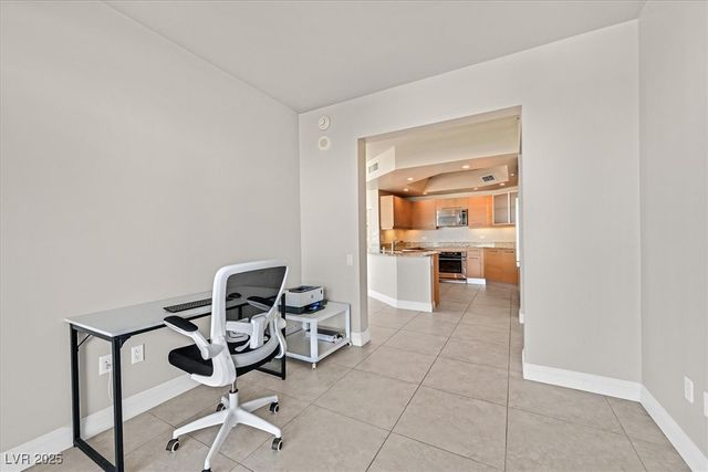 222 Karen Avenue 1007, Las Vegas, NV 89109