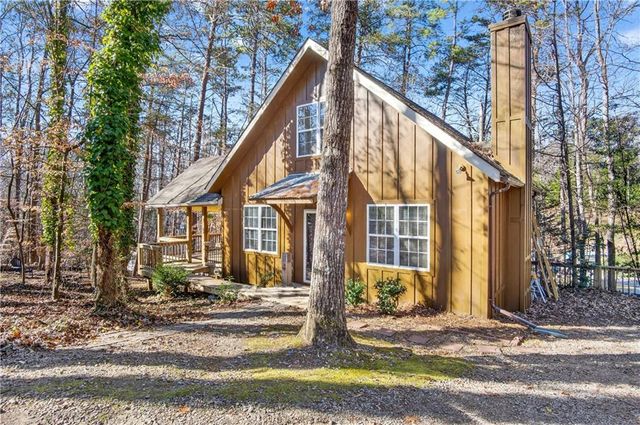 3016 Pathway Road, Gainesville, GA 30501