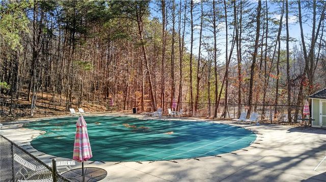 3016 Pathway Road, Gainesville, GA 30501