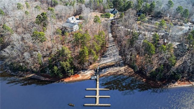 3016 Pathway Road, Gainesville, GA 30501