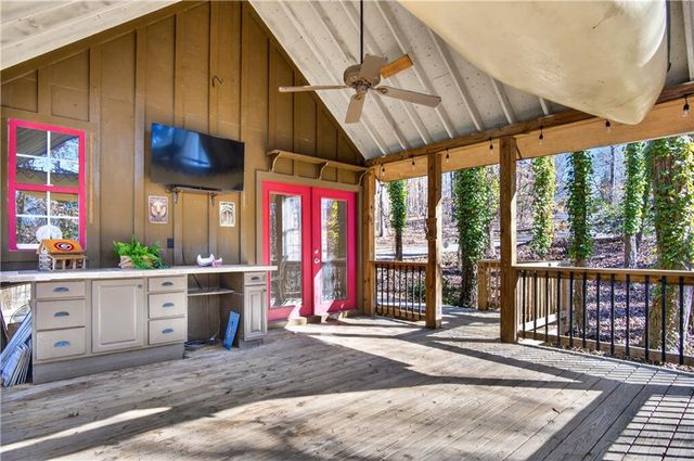 3016 Pathway Road, Gainesville, GA 30501