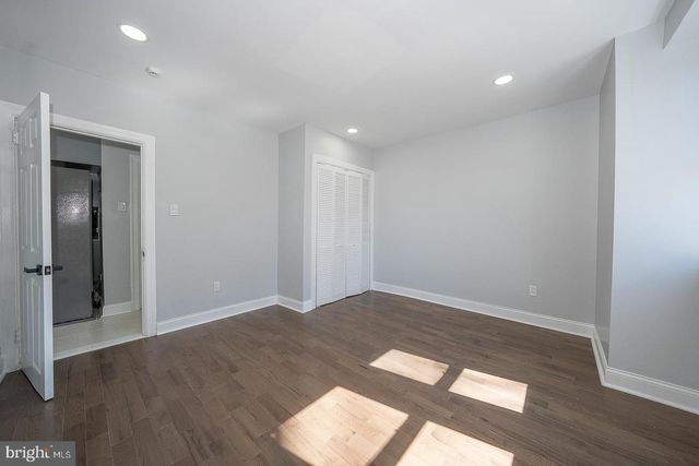 100 ENGLEWOOD RD, Upper Darby, PA 19082