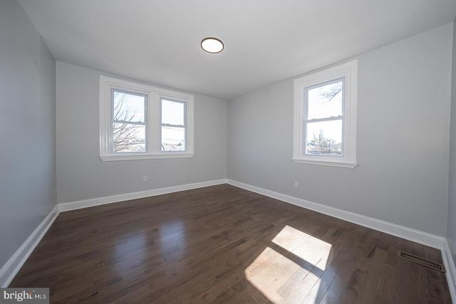 100 ENGLEWOOD RD, Upper Darby, PA 19082