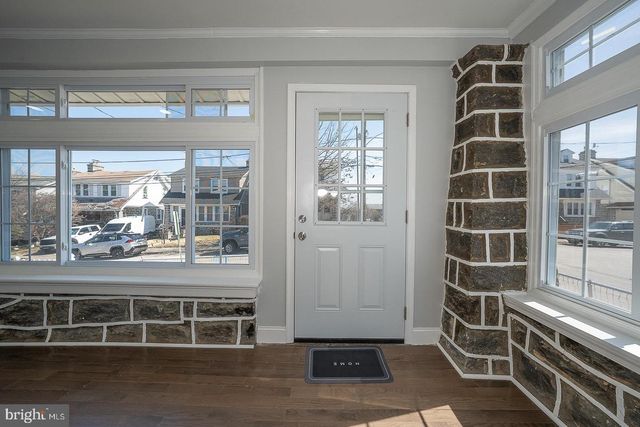 100 ENGLEWOOD RD, Upper Darby, PA 19082