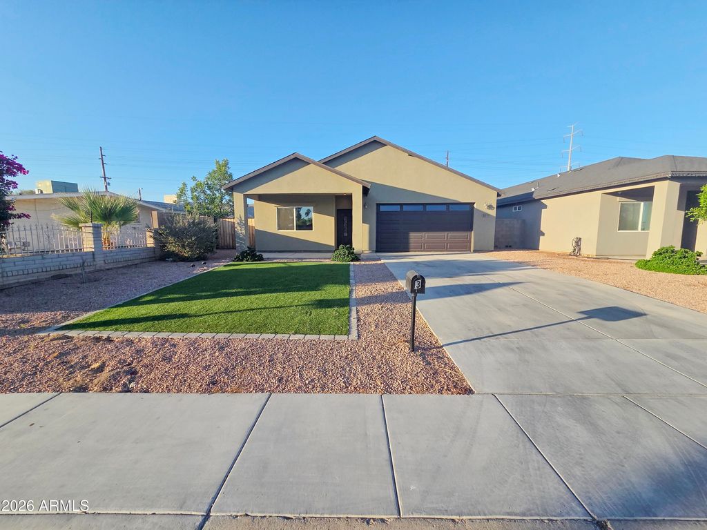913 E FREMONT Road 3, Phoenix, AZ 85042