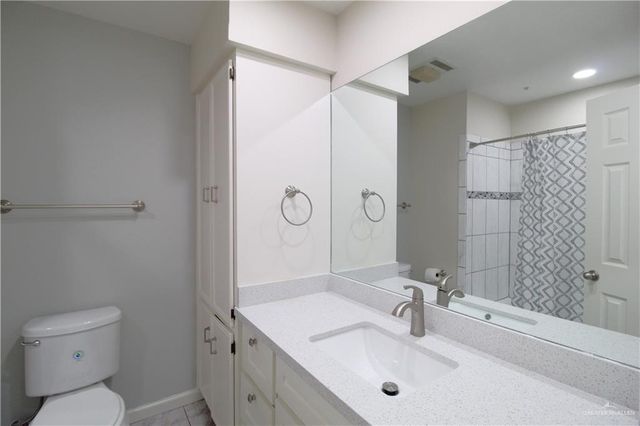 6601 N 15th Lane, Mcallen, TX 78504