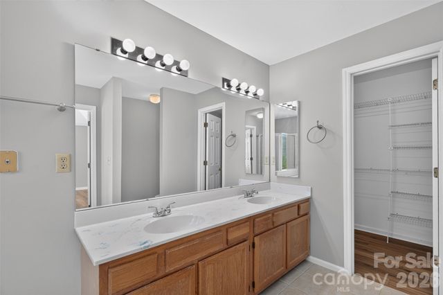 12427 Woodside Falls Road, Pineville, NC 28134