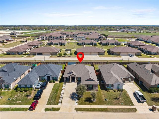 220 Camden Street, Red Oak, TX 75154