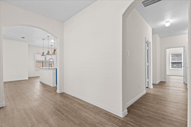 220 Camden Street, Red Oak, TX 75154