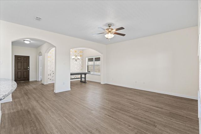 220 Camden Street, Red Oak, TX 75154