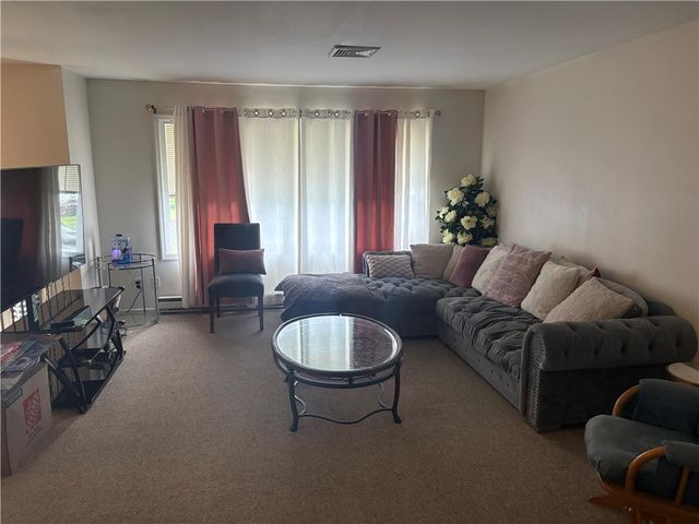 227 Burrell Boulevard, Allentown City, PA 18104
