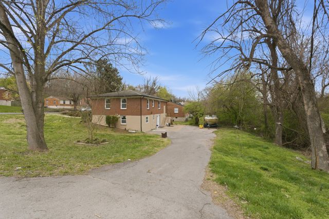 730 Patricia Dr, Nashville, TN 37217