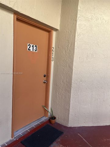 10229 NW 9th St Cir 213-2, Miami, FL 33172