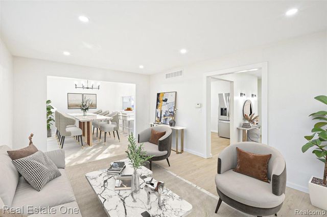 43051 Fernwood Street, Canton, MI 48187