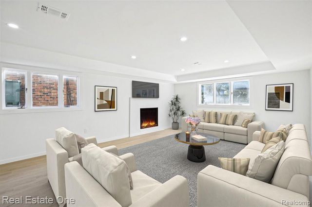 43051 Fernwood Street, Canton, MI 48187