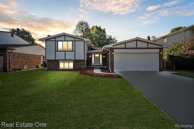 43051 Fernwood Street, Canton, MI 48187