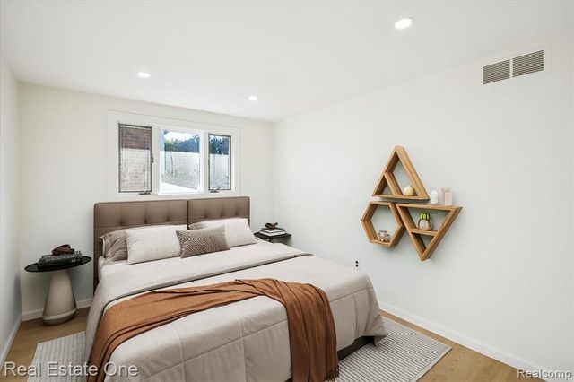 43051 Fernwood Street, Canton, MI 48187