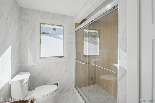 43051 Fernwood Street, Canton, MI 48187